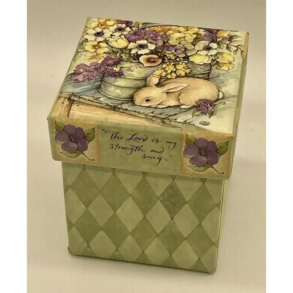 Flowers & Bunny Rabbit EMPTY Box Stands 3 1/8" Tall x 2 5/8”‎ x 2 5/8” Small - Picture 1 of 7